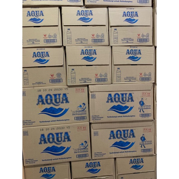 

Aqua 600ml 1 dus isi 24 botol / air minum / air mineral