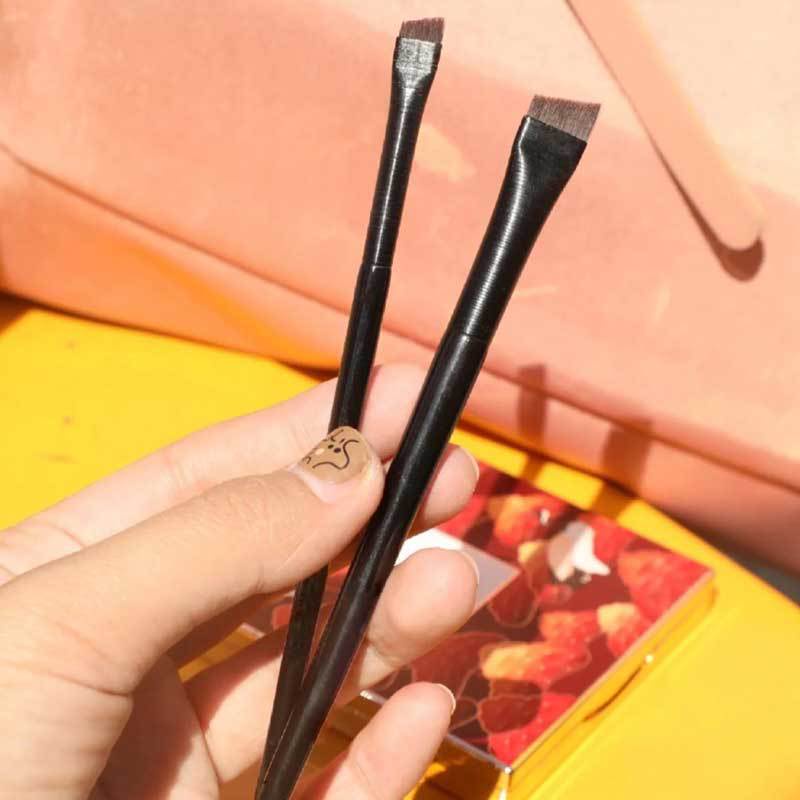 【COD】Kuas Alis Mata Bulu Pipih Hitam Make Up Ultra-Thin Precision Firming Knife-Edge Fine Eyeliner Brush Untuk Alat Makeup Kecantikan Brushes Makeup Face Eye Tools-CH