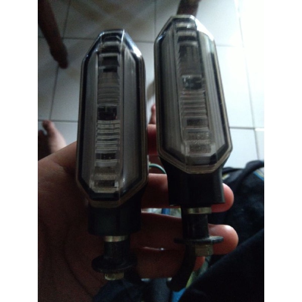 lampu sein depan cbr150r original