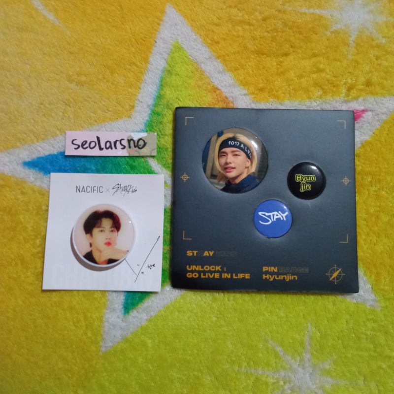 PIN BADGE HYUNJIN GO LIVE