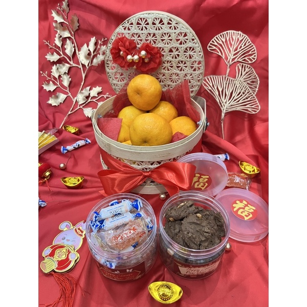 

LUXURY HAMPERS CNY MAKASSAR