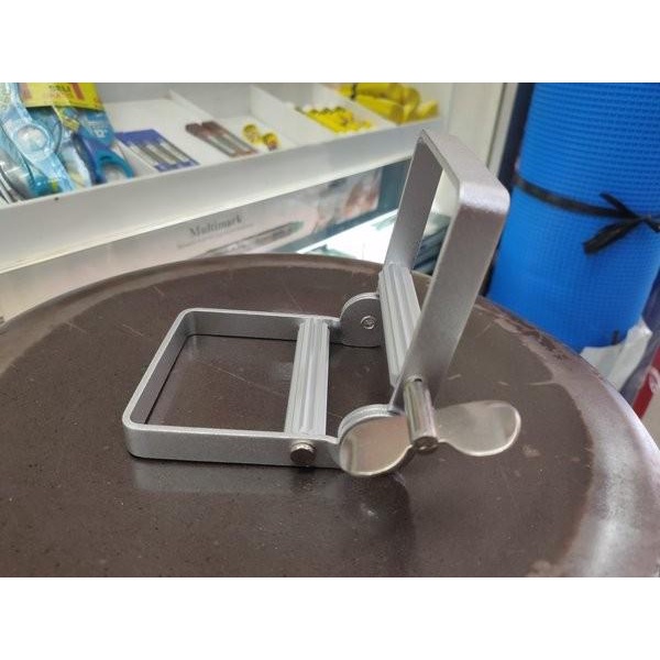 

ATK PAIT SQUEEZER CAT MINYAK