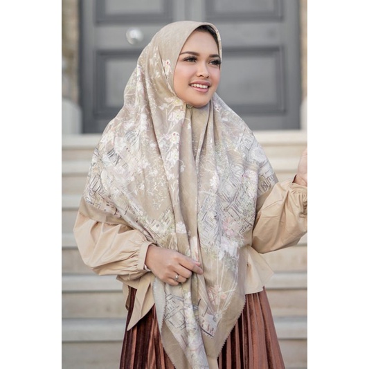 Buttonscarves The British Voal Square XL - Khaky