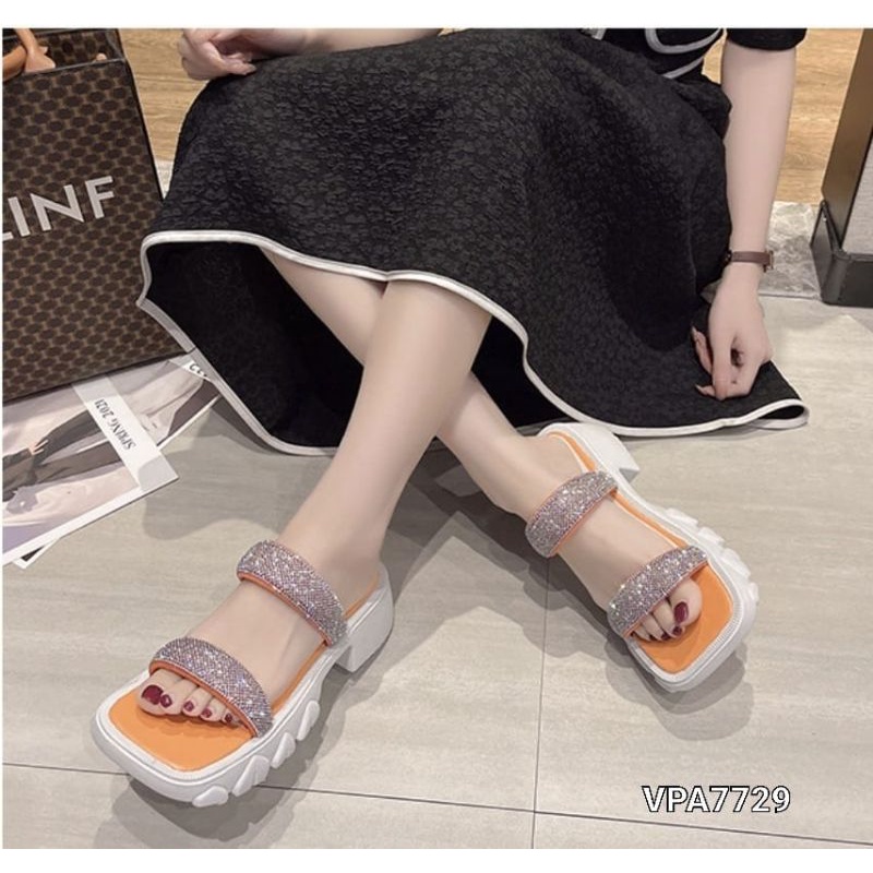 Trendy Sandals slippers Queen Rhinestone Import VPA7729