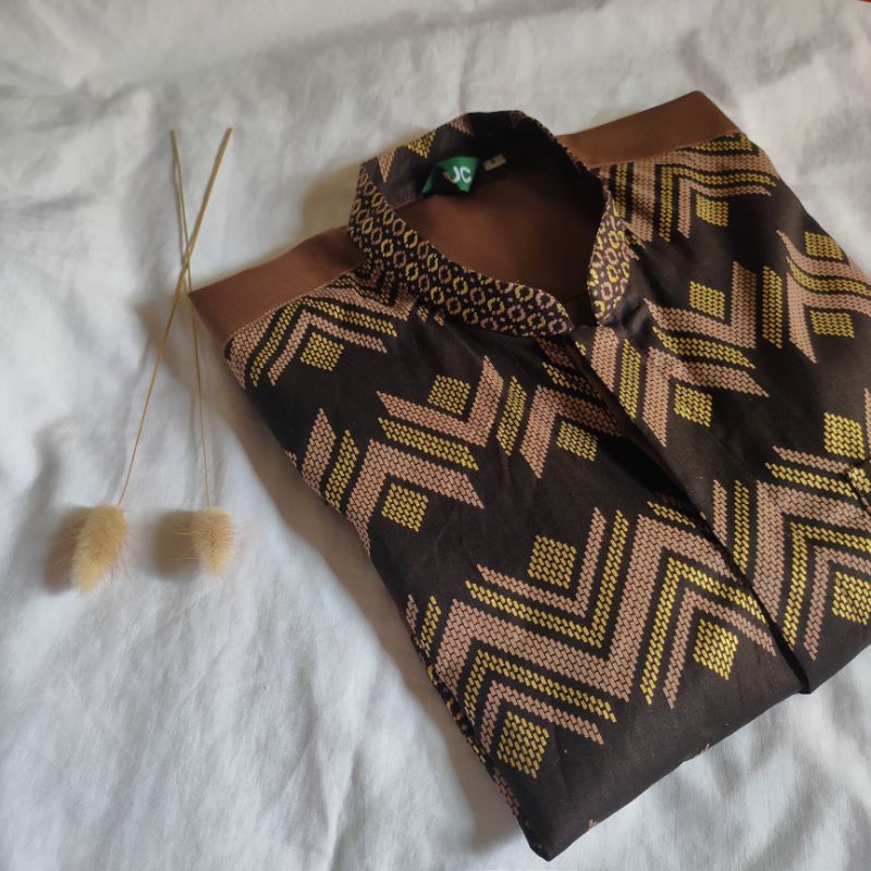 preloved kemeja batik ruby series by nuc.id