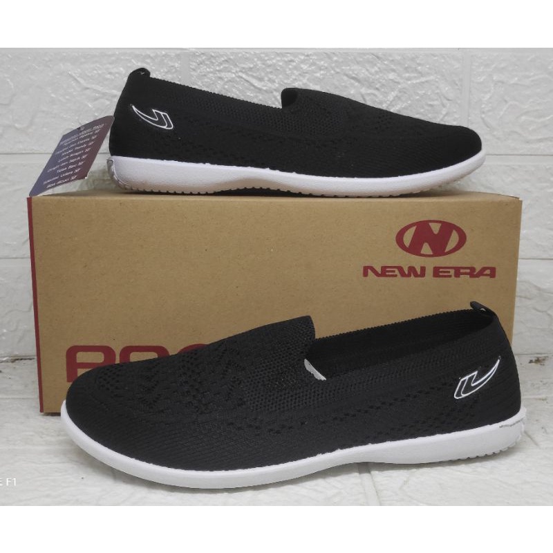 SEPATU SLIP ON NEW ERA ELLA 37-40 Rp 114900 NEW COLLECTION 2023