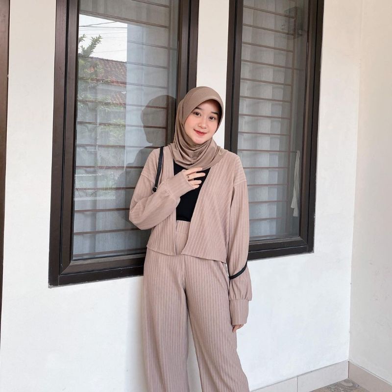 HIJAB BERGO SPORT PREMIUM PET BESAR / HIJAB INSTAN / HIJAB SPORTY / HIJAB OLAHRAGA