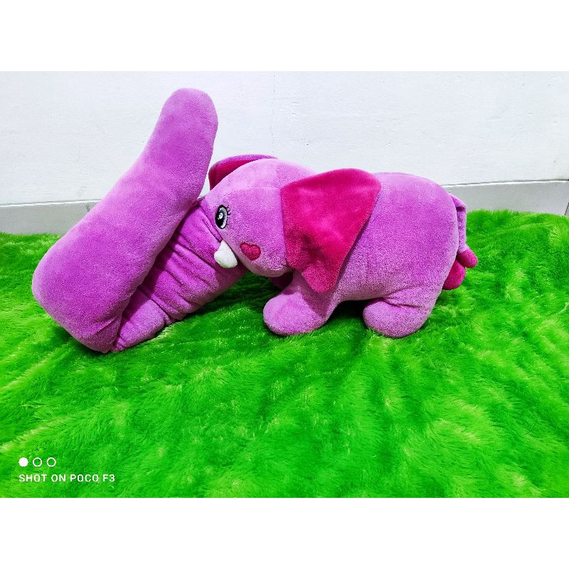 Boneka Gajah jumbo ungu pink Preloved