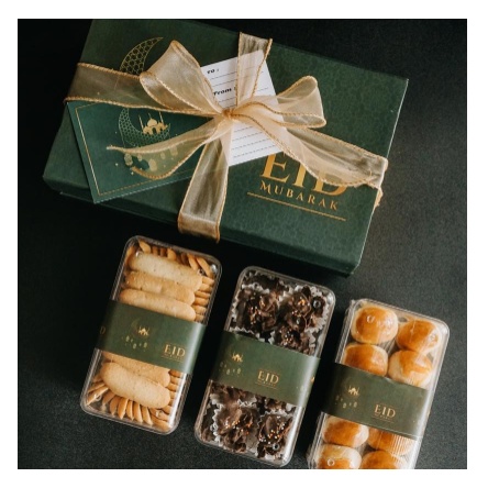 

Hampers Deluxe / Parcel Lebaran / Idul Fitri / 3 Toples / Kue Kering