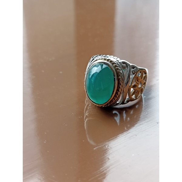 Cincin Batu Permata Bacan Gulao Serat Kura