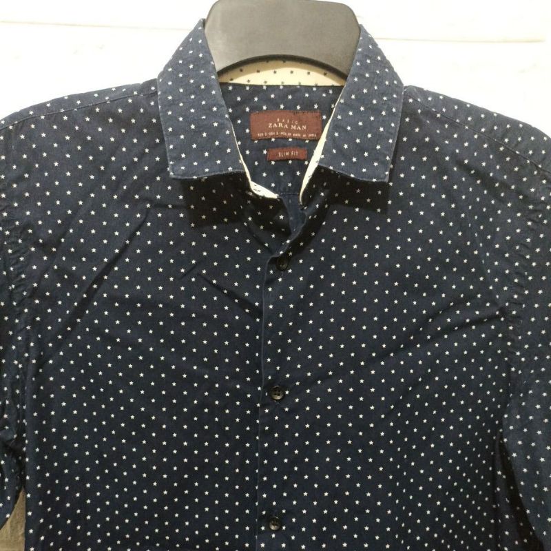 Kemeja Formal Pria Slim Fit