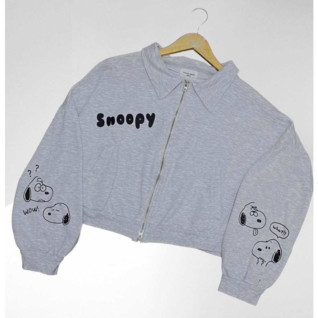 ZIPPER WOW SNOOPY JACKET CROP TANPA TOPI (AKG)