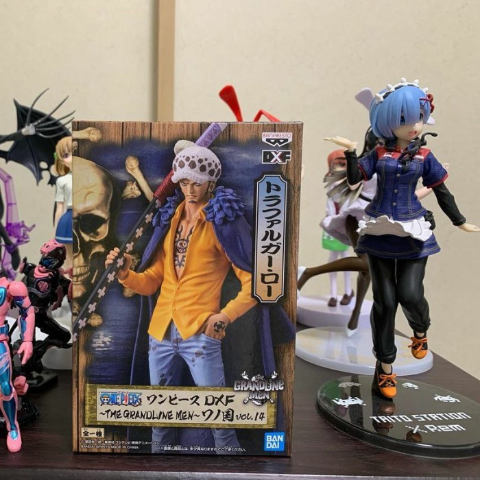 ACTION FIGURE ONE PIECE TRAFALGAR LAW ONIGASHIMA TERBARU