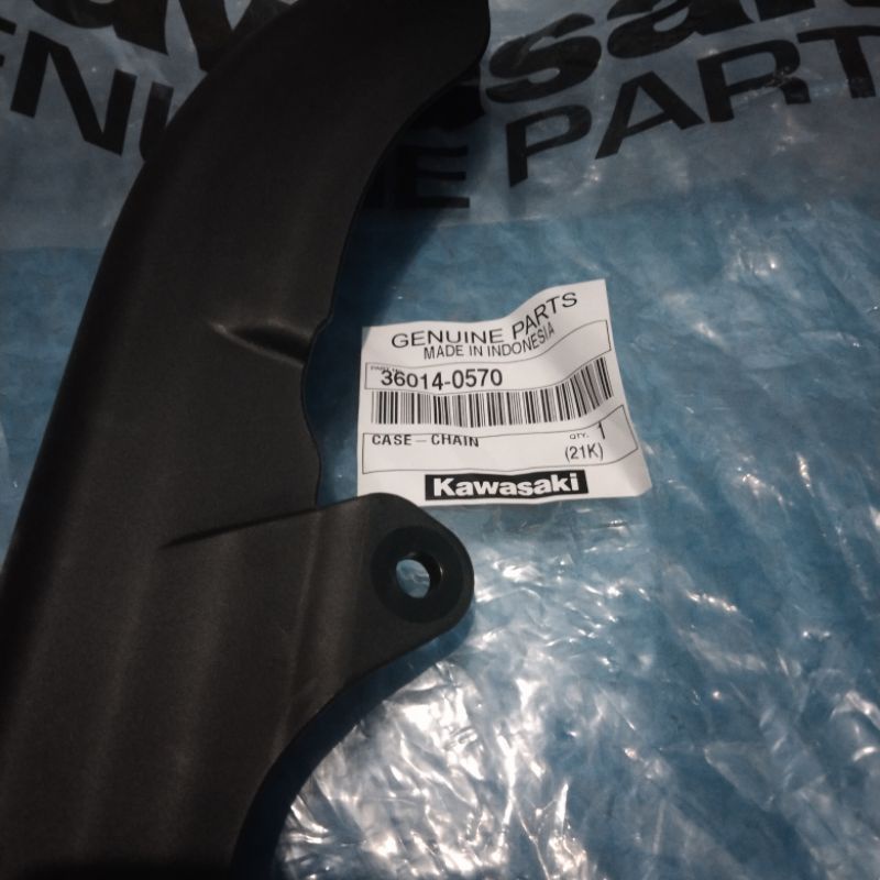 cover tutup rantai belakang w175 original Kawasaki 36014-0570