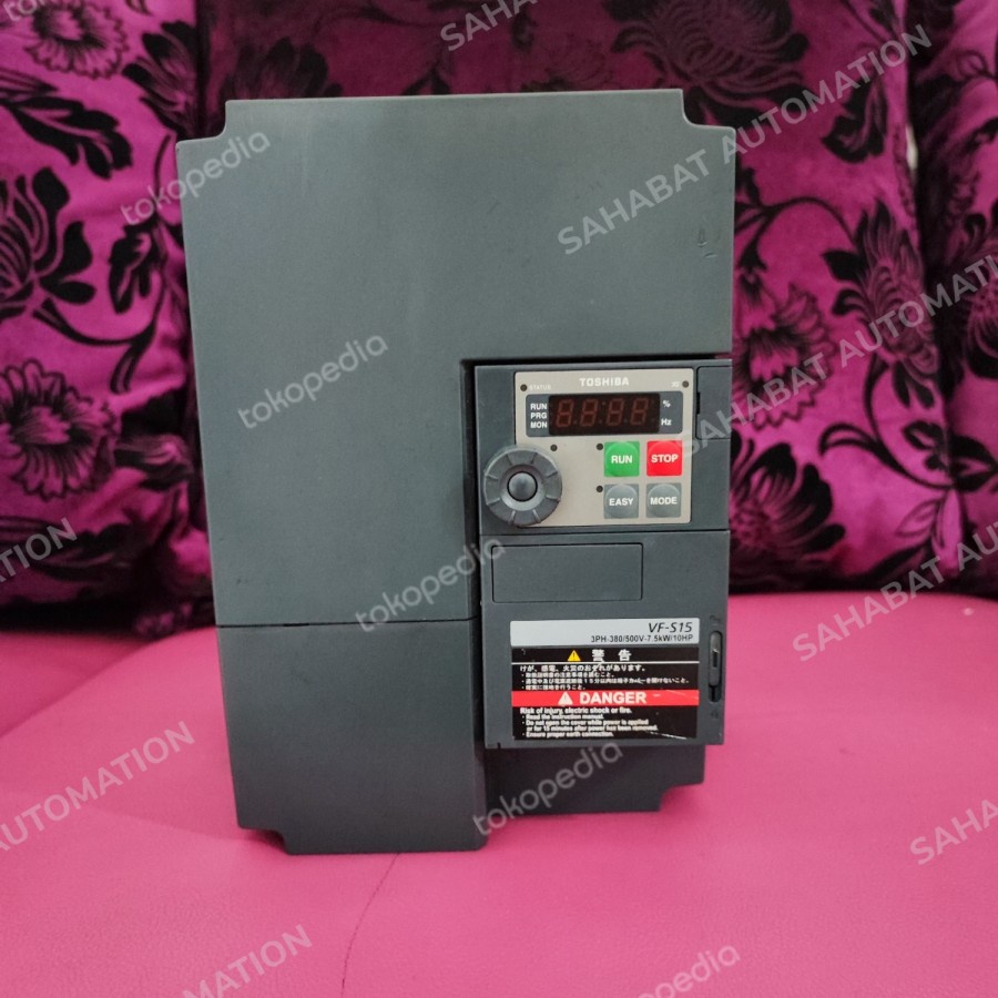 Inverter Toshiba 7,5 KW 10 HP 3P 380V 7.5KW 10HP VFS15-4075PL-W VF-S15