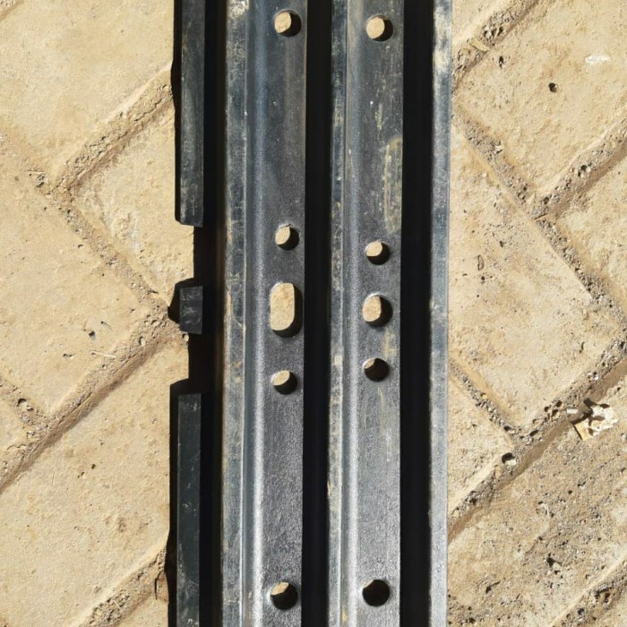 TRACK SHOE PAPAN SHOE TAPAK SHOE KOBELCO SK50 SK50P SK50P-6