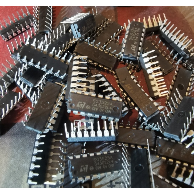 200pcs Chip Terintegrasi IC SG3525A original