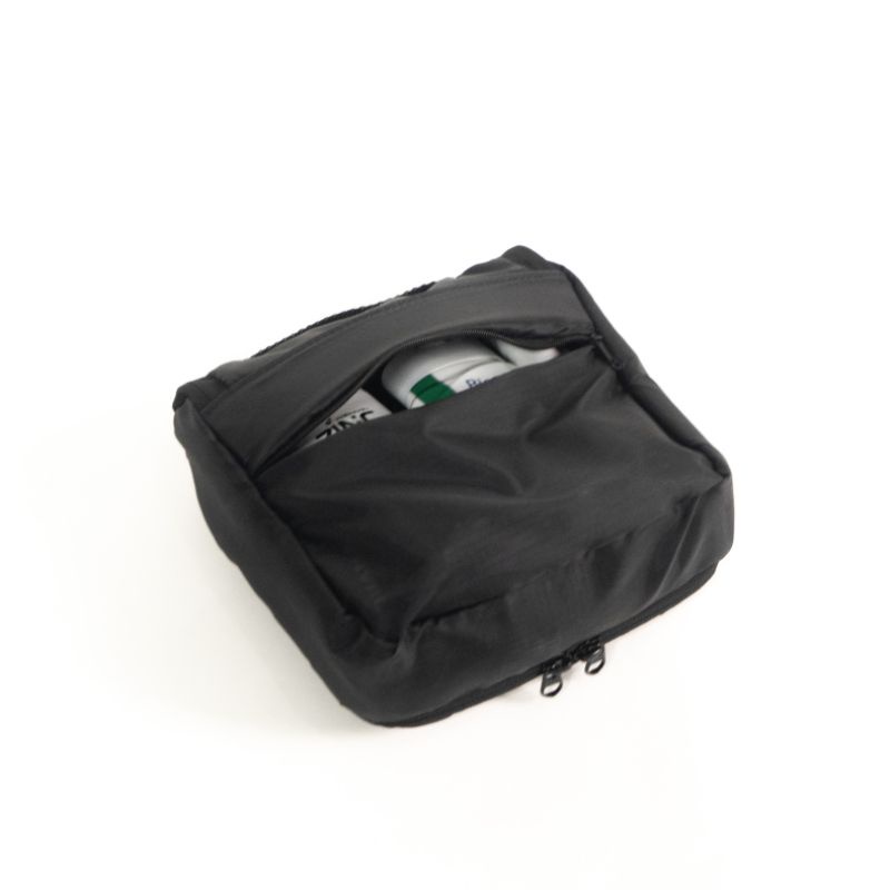 MARKICABS [Buana - Black] Toileteries