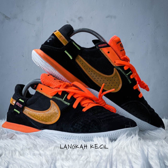 SEPATU FUTSAL NIKE STREET GATO BLACK ORANGE