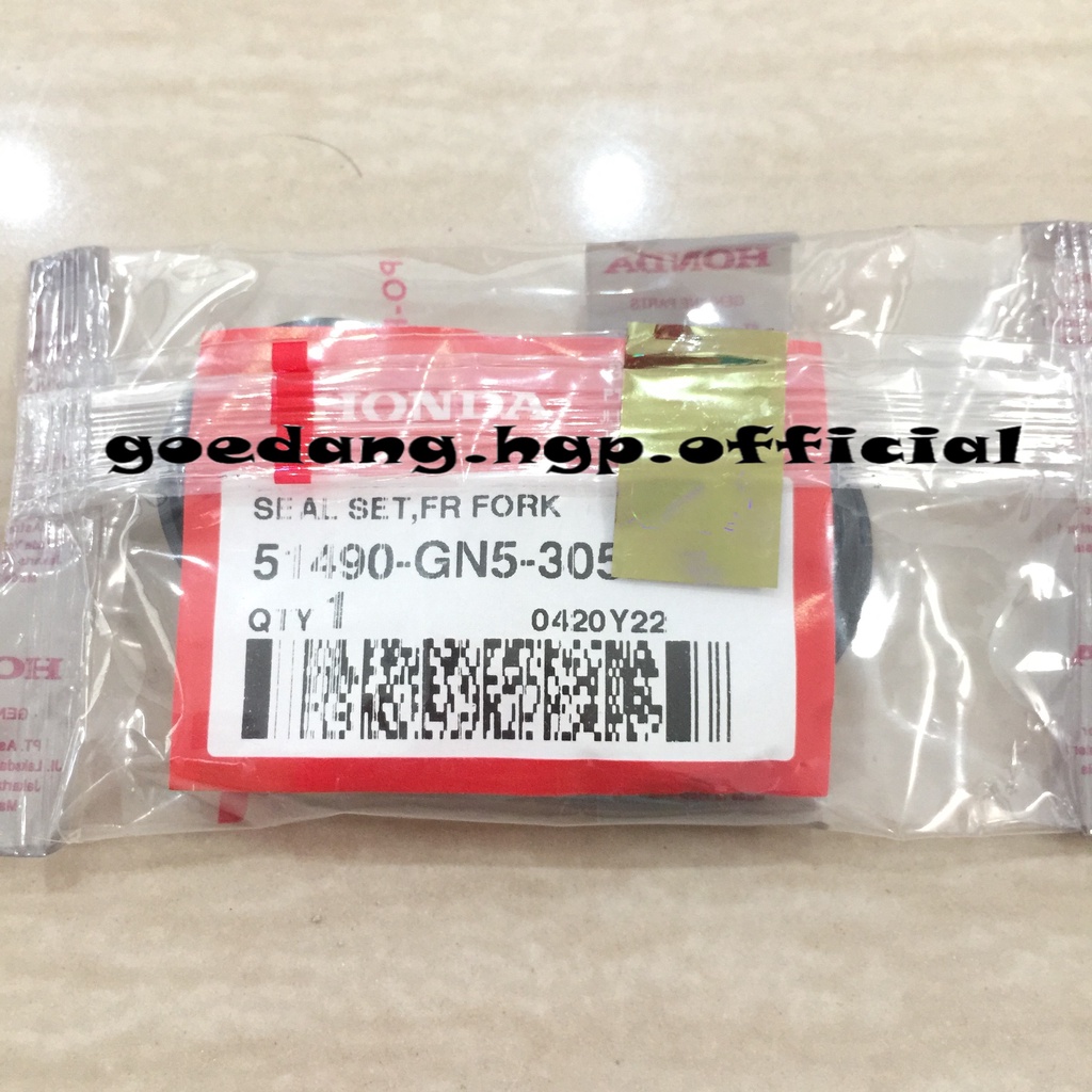 Seal Set FR Fork / Seal Shock Set (plus tutup) 26X37X10.5 ORIGINAL AHM 51490GN5305
