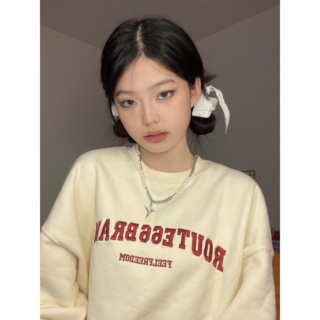 ♠◙He Ping Jepang retro trendi surat merek pullover sweater wanita ceruk Korea all-match longgar plus pakaian atas beludru musim gugur dan musim dingin