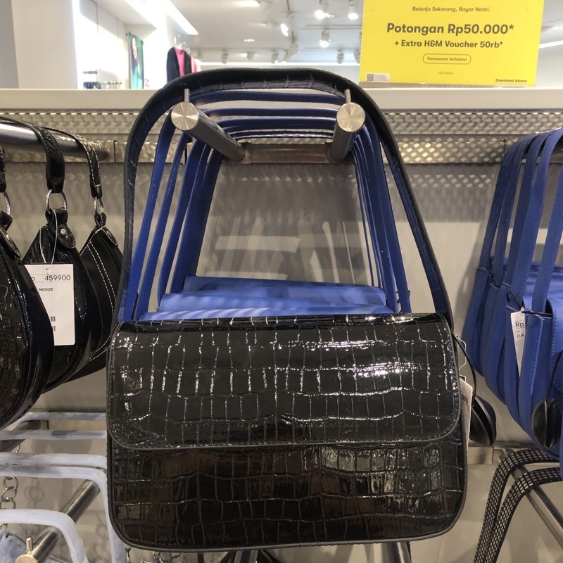 Shoulder bag H&M // tas pundak h&m // sling bag h&m // tas h&m