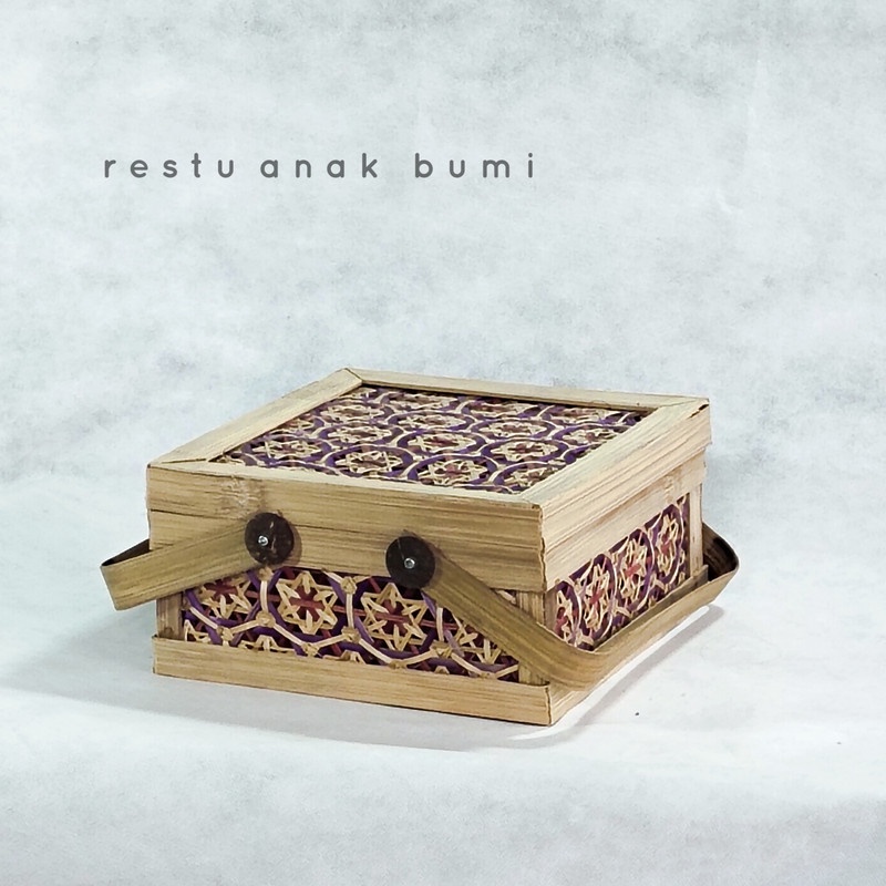 

( new product ) (B199) Keranjang Bambu cangking truntum 25x25cm/Hadiah/Lamaran/Parcel Lebaran/Natal/Acara/Catering/Souvenir/Wadah Serbaguna/Basket/Craft/Fruit Box/Sembako/Teh/Gula/Beras/Telur/Seserahan/Kado/Gift/Hampers/Hantaran/Makanan/Minuman