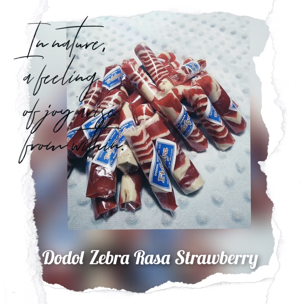 

Dodol Zebra Garut Rasa Strawberry Cemilan Manis dan Lezat Seberat 500 gram