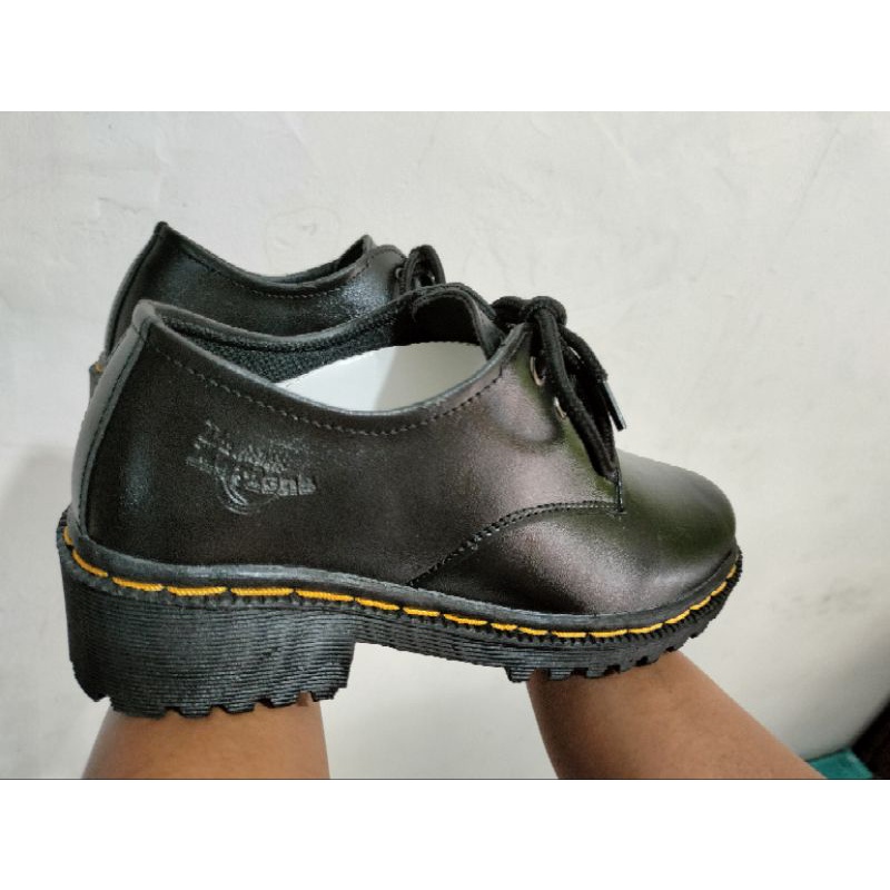 SEPATU KERJA DR.MARTENS PANTOFEL DOKMAR TERLARIS WANITA HADE UK 36-40
