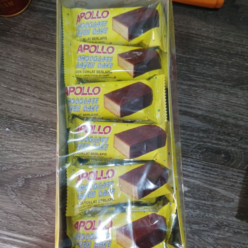 

Apollo Bolu Lapis Malaysia isi 24 Rasa Pandan / Coklat Cokelat Layer Cake