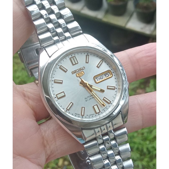 Seiko Automatic White Dial cal 7s26