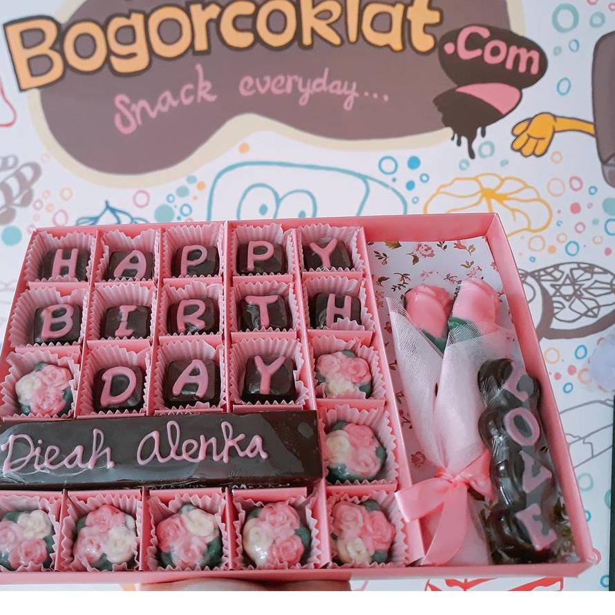 

Terbaru dan terlaris Kado Coklat Ultah Sekat Blok 25+Buket !