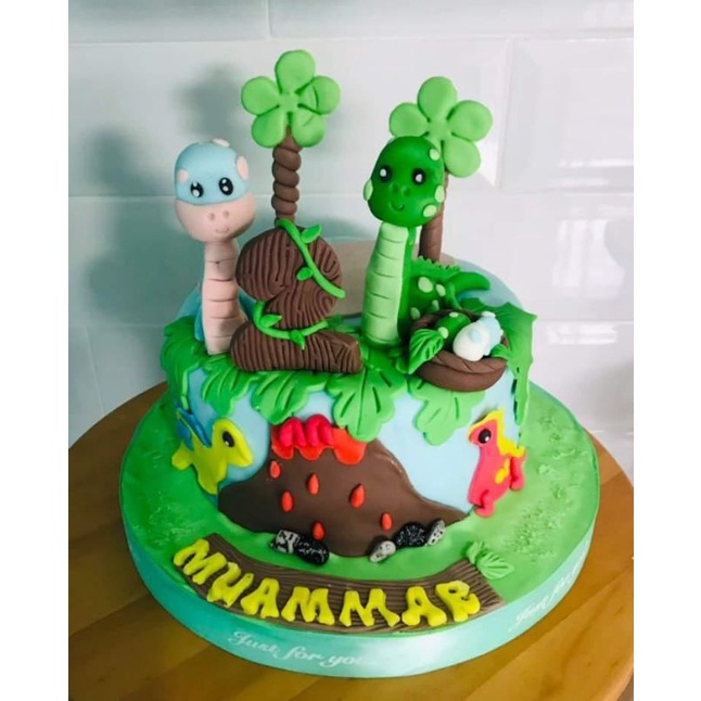 

kue ulang tahun dinosaurus/custom cake/kue ulang tahun karakter/kue ulang tahun anak