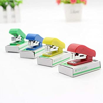 

STAPLES MINI SET PLUS ISI STAPLES / STAPLER DAN ISI STAPLER WARNA WARNI PER 1 PCS