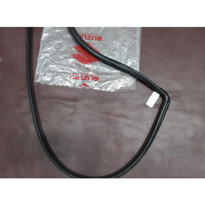 KARET KACA CARRY 1.5 - FUTURA (DEPAN) ASLI