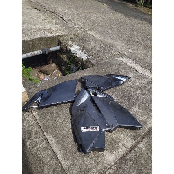 KEMPOLAN TUTUP AKI SET KANAN KIRI TIGER REVO ORIGINAL TAHUN MUDA