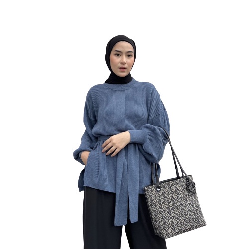 Atasan Wanita Oversize FAYOLA BALLONY Rajut Halus Premium