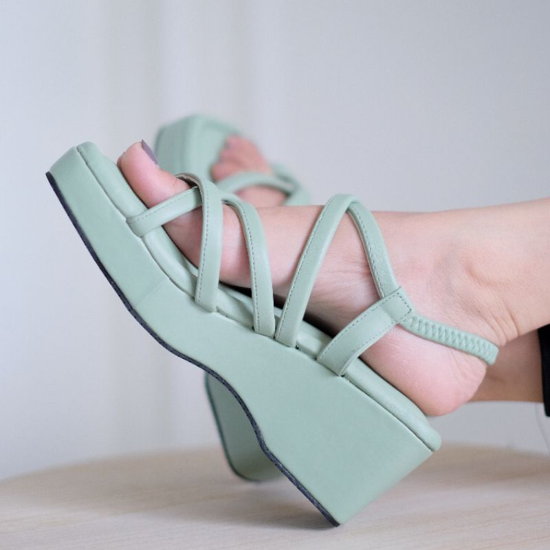 CARLA DRANATHA HEELS WANITA