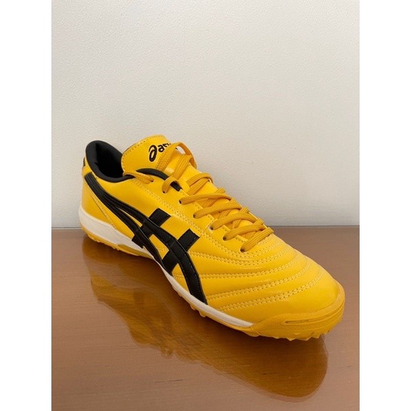 SEPATU FUTSAL ASICS C3 TURF BLACK YELLOW