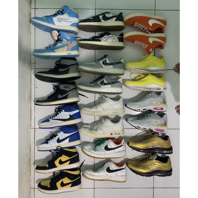 borongan sepatu second