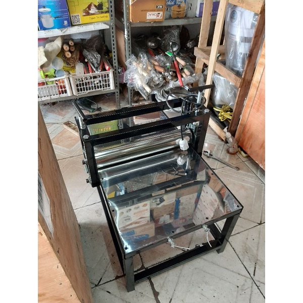 DOUGH SHEETER / MESIN PEMIPIH ADONAN PASTRY DLL