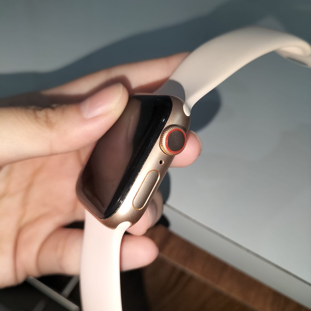 SECOND Apple watch s6 40mm pink