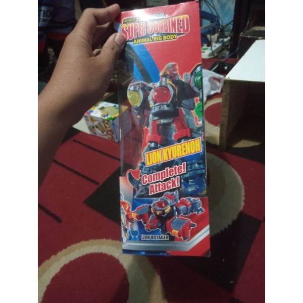 MEGA ZORD  UCHUSENTAI KYURANGER robot power ranger kondisii mantep kardus aga penyok barang baru stok lamaaarobot yg bisa d bongkar pasang ukuran cukup besar pokonya indah di mata untuk harga yg hemat