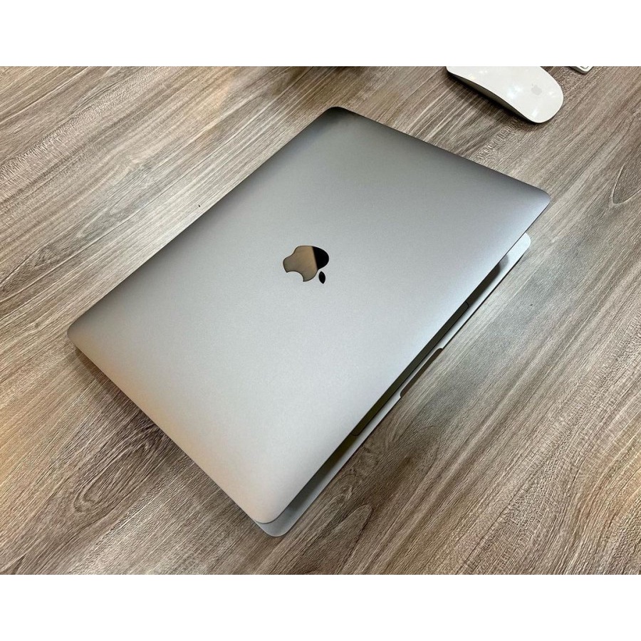 MACBOOK PRO RETINA 13&quot; 2017 TOUCBAR RAM 8 SSD 128//256//512GB SECOND ORIGINAL BERKUALITAS HARGA EKONOMIS