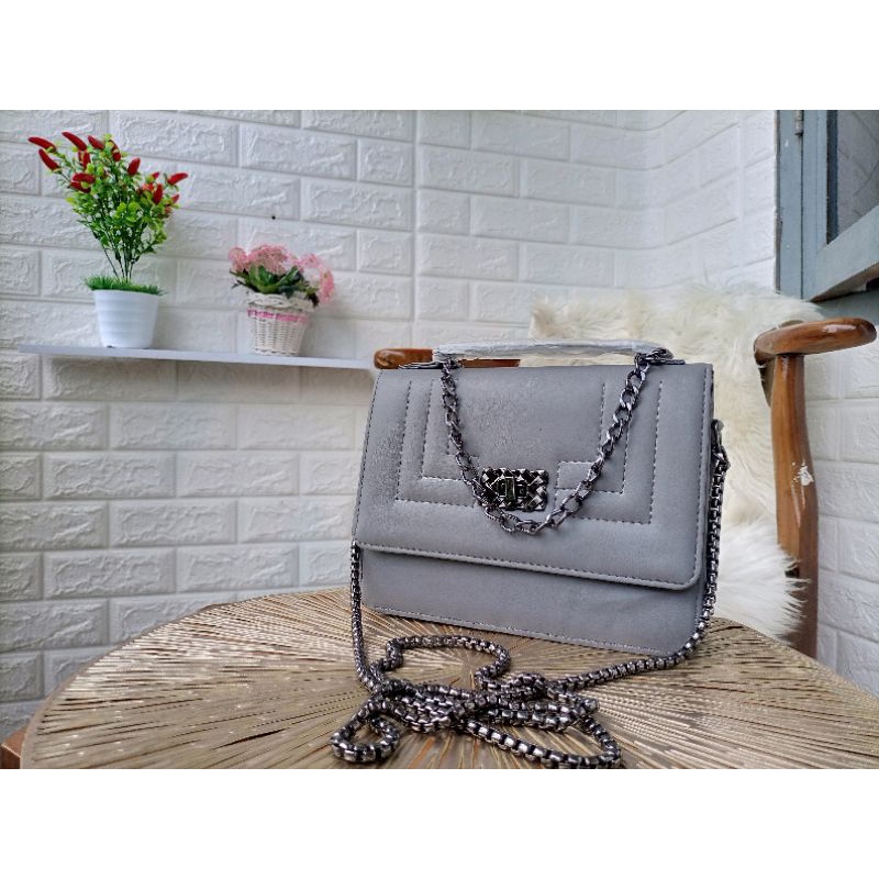 ONOIGUS - TAS SELEMPANG SLINGBAG KONDANGAN WANITA REMAJA RANTAI ULIR