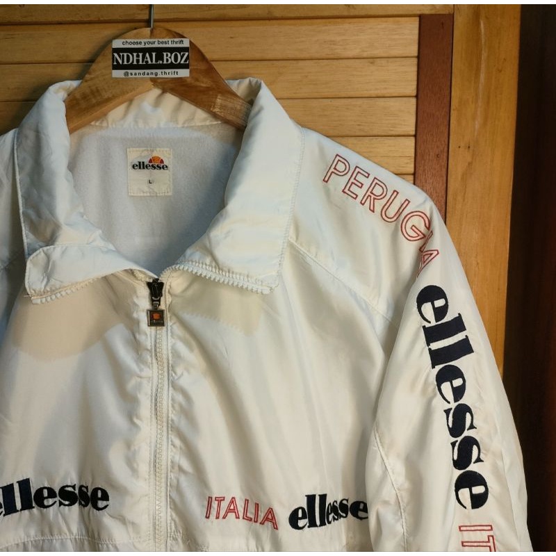 WB ellesse