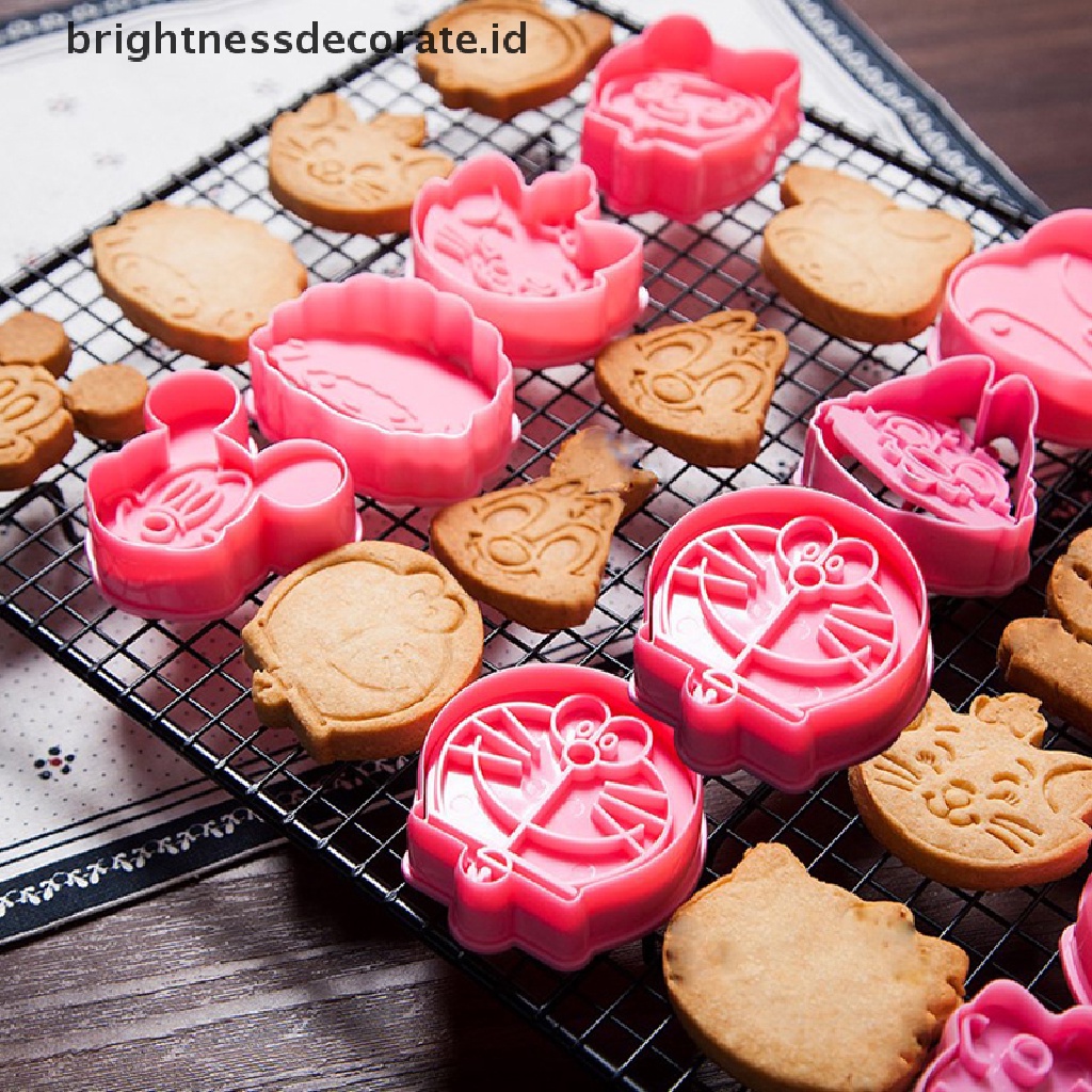 [Birth] 2pcs/set Jingle Cats Dan Doraemon Cookies Cutter/Alat Perangko Plastik Food Grade [ID]