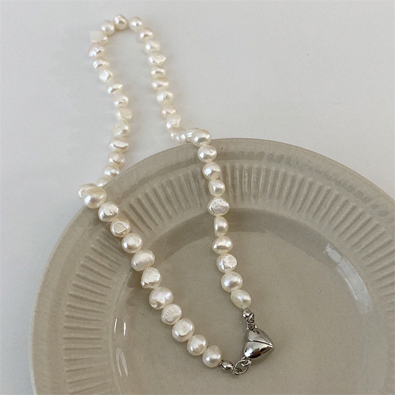 Kalung Magnet Mutiara Barok Fashion Pendek Cinta Rantai Tulang Selangka Pendek