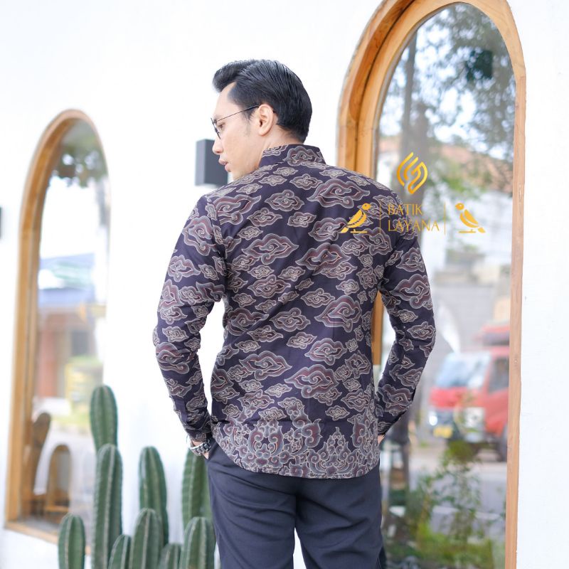 Kemeja Batik Megamendung Navy Premium Katun Primisima Halus Tebel