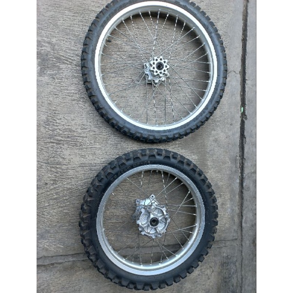 roda wehllset velg honda crf 150 l original copotan motor ukuran depan ring 21 belakang ring 18